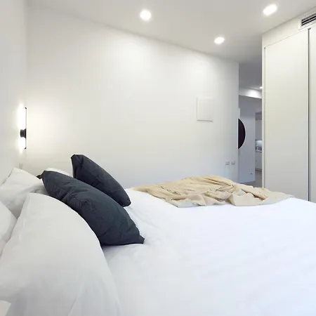 Homeby, Loft Massimo Милан
